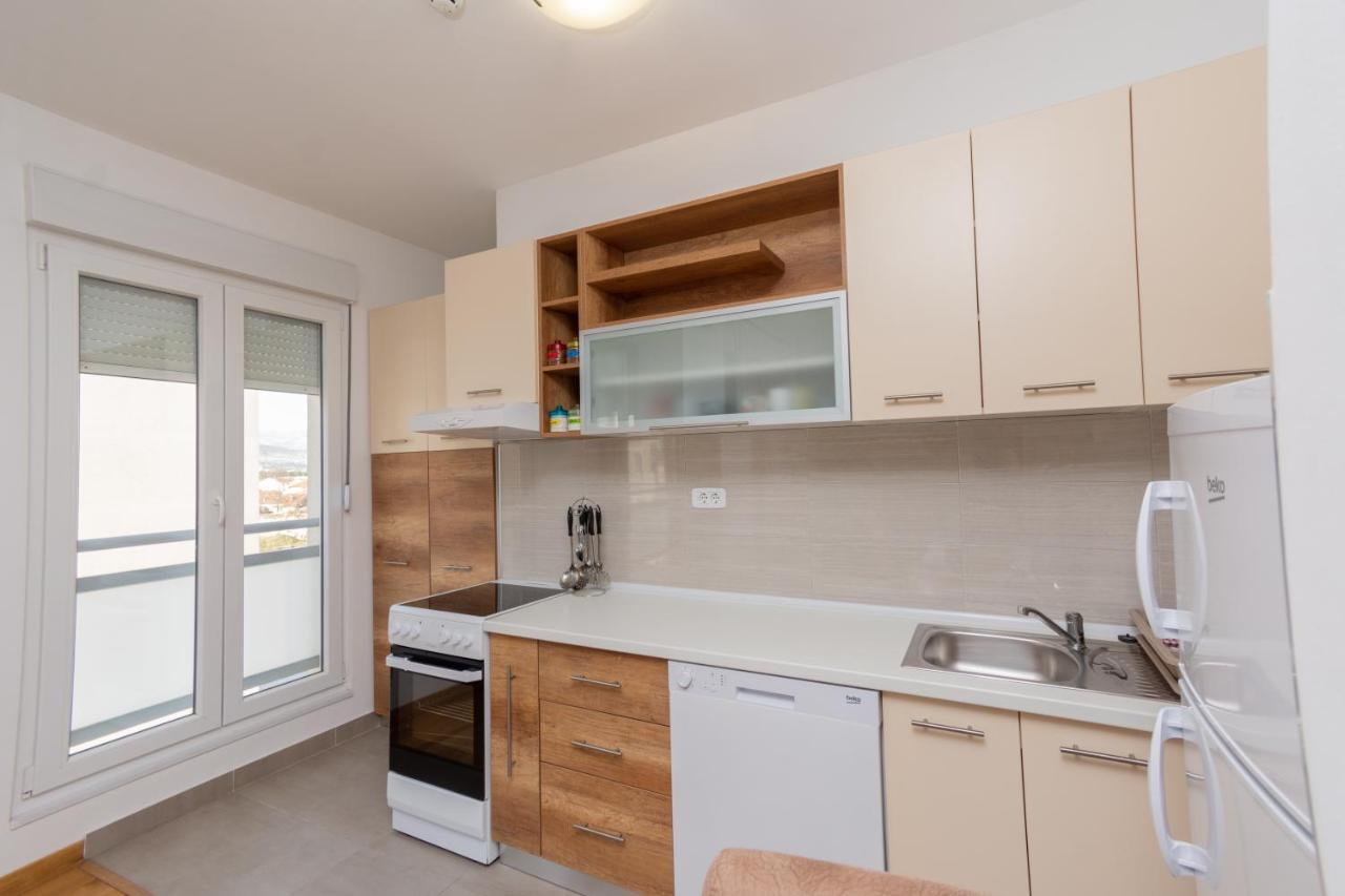 City Compass Apartment 2 Podgorica Extérieur photo