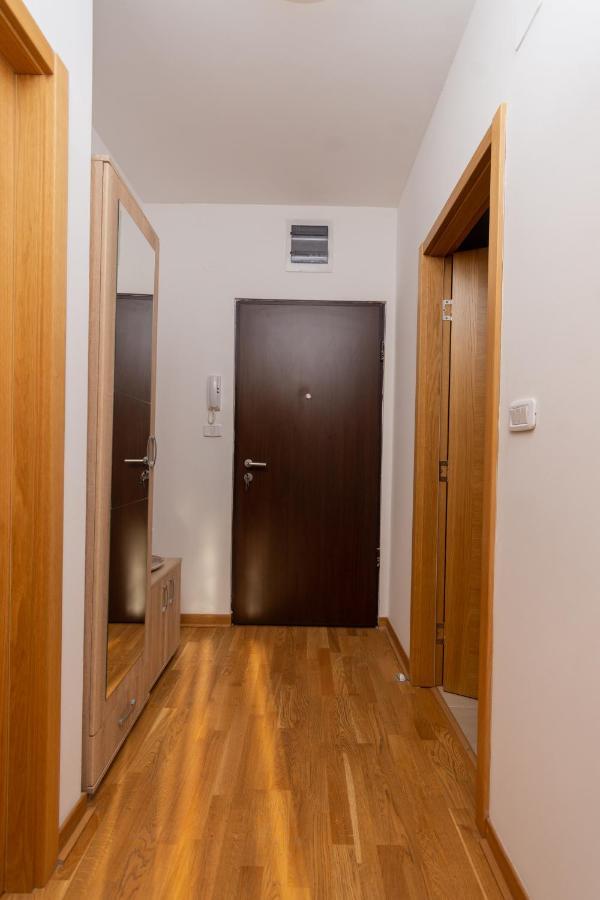 City Compass Apartment 2 Podgorica Extérieur photo